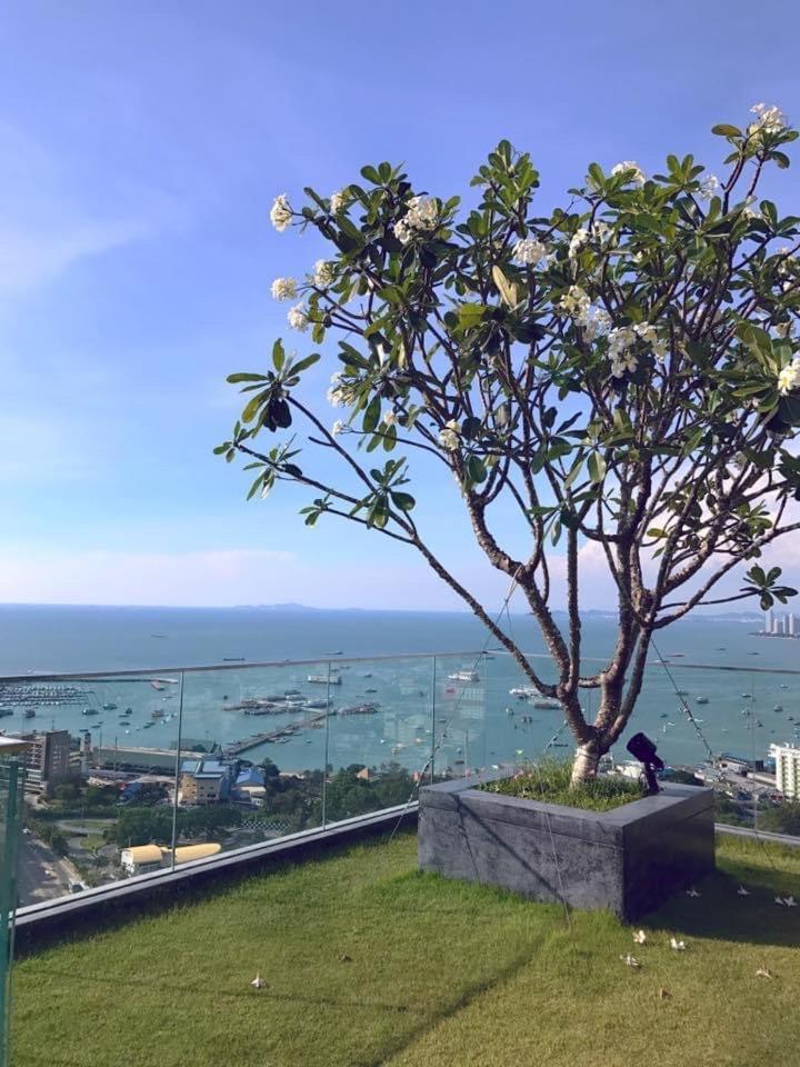 Unixx Condo Pattaya Near Walking Street Eksteriør billede